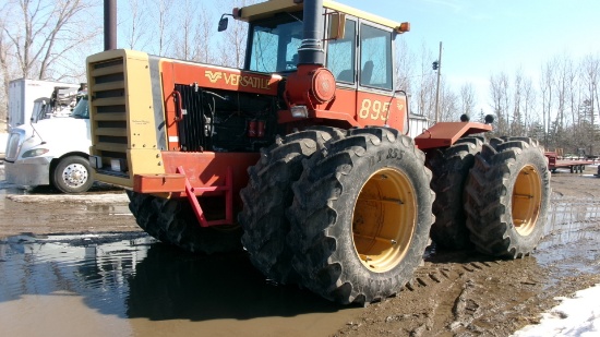1982 VERSATILE 895 4WD, 4 hyd., 8,400 hrs., rebuilt hinge pins, 520 / 85R / 38" (90%), air ok,