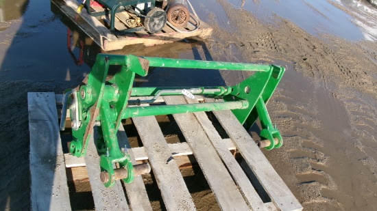 QUICK TACH FOR JOHN DEERE LOADER