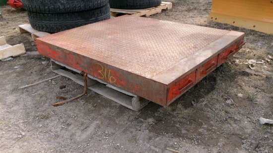 2-4' X 5' SLIDE OUT PICK UP TOOL BOX