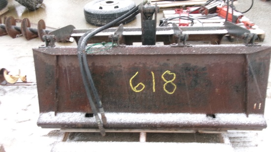 55" SKID MOUNT MANURE BUCKET w / grapple