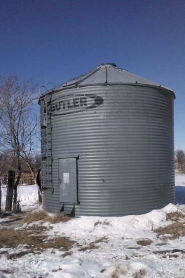 18' 3,000+ BUSHEL BUTLER STEEL BIN TO BE MOVED FROM BROOKS, MN. ph. 218 796 5242