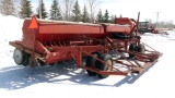 20' IHC 620 PRESS DRILL, w/ transport