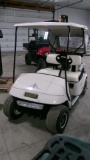 2001 EZ GO ELECTRIC GOLF CART w / charger