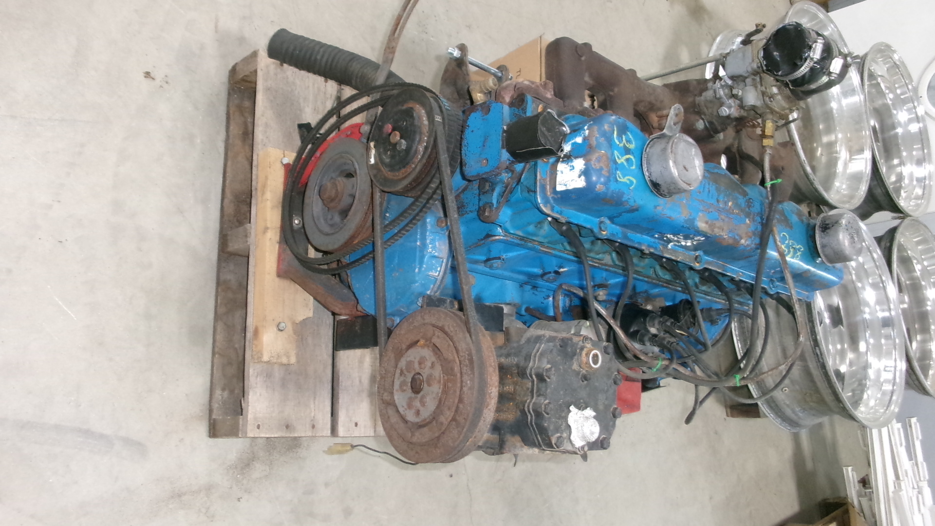 FORD 300 6 CYLINDER COMPLETE, rUNS GOOD | Proxibid