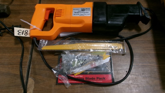NEW CHICAGO ELECTRIC SABRE SAW
