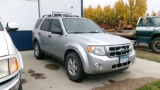 2010 FORD ESCAPE XLT 4WD, 4 cyl., good cond. over all,  198,010 miles, keyless entry
