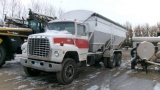 1981 FORD 800 TWIN SCREW 16 TON 2 COMPARTMENT TENDER TRUCK, 429 gas, 10 spd.,  elec. roll