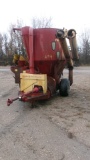 NEW HOLLAND 355 GRINDER MIXER, hyd. Augers