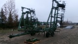 37' JOHN DEERE 1610 CHISEL PLOW w / 3 bar harrow, extra parts to expand to 41'. +