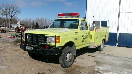 1990 FORD F-350 REG. CAB 4WD DUALLY w / SERVICE BODY,  V-8 gas, auto, equipped with 300 gallon +