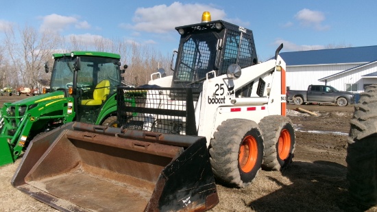 1993 MELROE BOBCAT 943 SKID LOADER, dirt, & 7' snowbucket, 42" forks, 8' brushaux. hydraulics, +