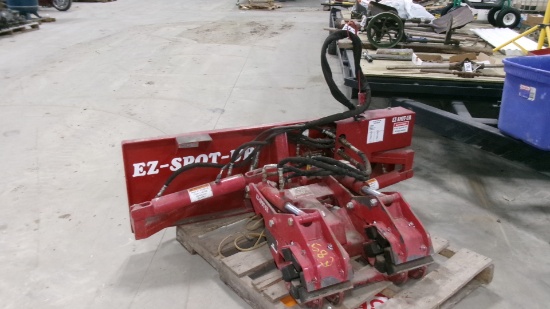 UNUSED EZ SPOT UR SKID MOUNT w /  2 JAW POLE/ TREE SETTER & SINGLE CLAW ATTACHMENT, manual in office