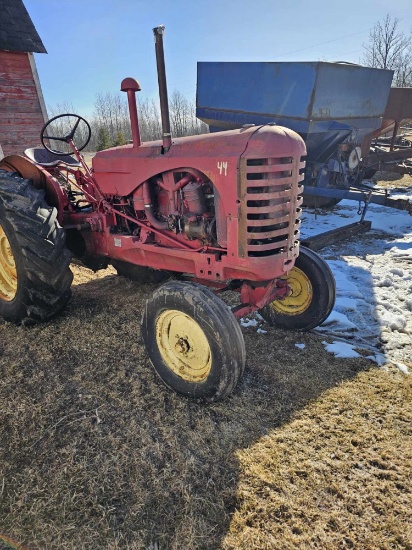 MASSEY HARRIS 44 DIESEL STANDARD