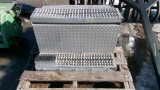 ALUMINUM SEMI STEP / BATTERY BOX