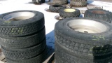 8- 275 / 75R / 24.5 ON KENWORTH SERIES PILOTS