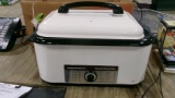 LARGE HAMILTON BEACH ELECTRIC ROASTER
