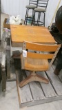 OLD SCHOOL DESK