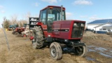 IHC 5088, 3 pt., 2 remotes, 540 / 1000 pto, block heater 18.4 x 38's   w / hub duals,+