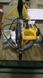 DEWALT DW S713 COMPOUND MITER SAW