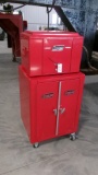 SNAP ON ROLLAWAY & TOOL BOX, keys in office