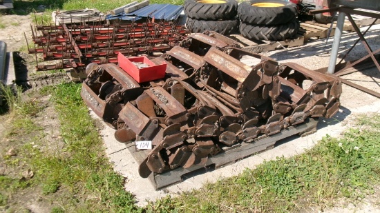 STEEL TRACKS FOR MELROE BOBCAT 250