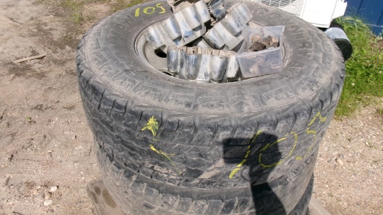 4-LT 265 75 R / 16" on 8 bolt aluminum rims