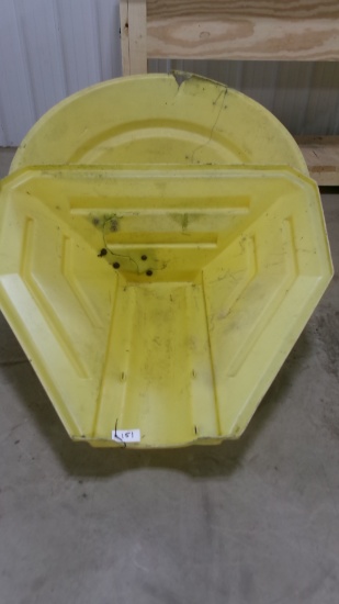 ROUND & V TYPE GRAIN HOPPERS