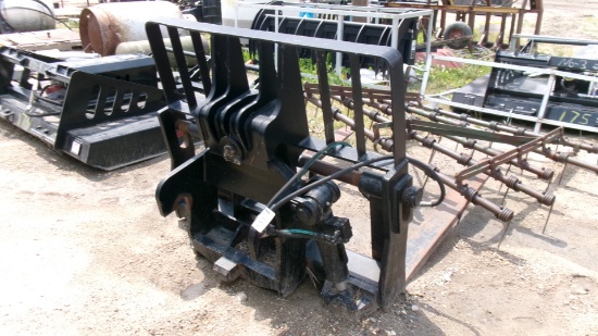 HYDRAULIC PIVOT PALLET FORK ATTACHMENT FOR LULL TELEHANDLER