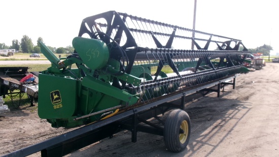 25' JOHN DEERE 925 POLY POINT FLEX HEAD, trailer not included