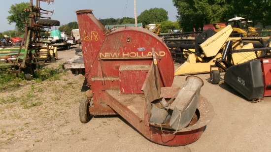 NEW HOLLAND WHIRLA FEED FORAGE BLOWER, 540 PTO, includes pipe spout