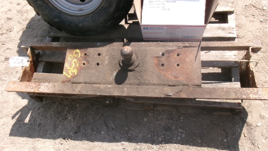 B& W    2 5/16" GOOSE NECK PLATE