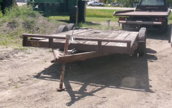 82" X 18' TANDEM AXLE CAR TRAILER, beaver tail, ramps, no title