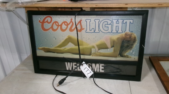 MINNESOTA VIKINGS BUD DISPLAY & COORS LITE LIGHTED SIGN