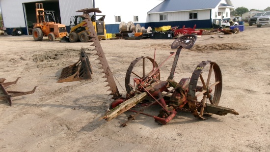 5' # 7 MCCORMICK HORSE MOWER