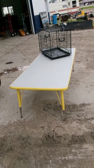 KIDS TABLE &  24" X 17" X 19" PET CAGE