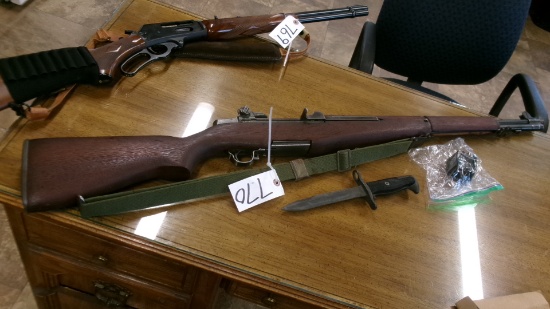 SPRINGFIELD ARMORY 30 M1 GARAND 30.06  w / 3 clips & bayonet sn. 3027656