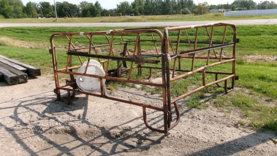 8' X 8'  LIVESTOCK PEN