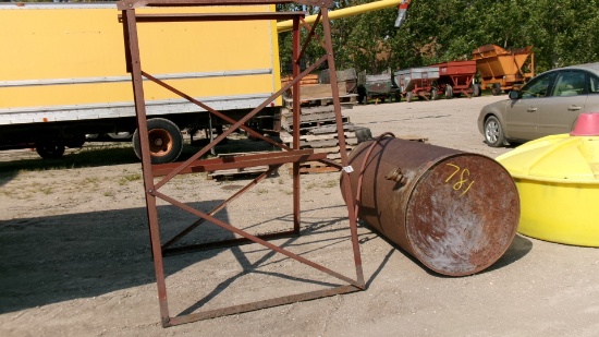 300 GALLON FUEL TANK ON STAND