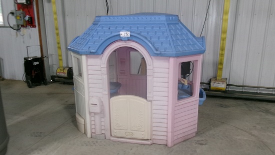 LITTLE TYKES PLAYHOUSE