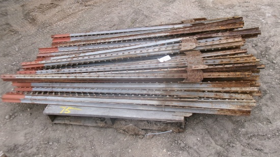 75 SILVER 6' T POSTS  (75 x your bid )