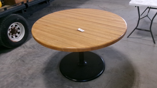 4' OAK BAR TABLE