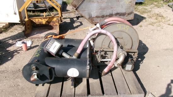 2-FUEL HOSE REELS & FUEL FILTER SYSTEM w / METER