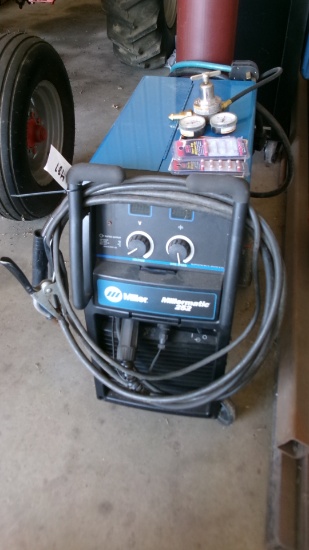 MILLERMATIC 252 WIRE WELDER, tank not included