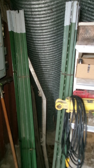 30 NEW 6' T POSTS (30 x your bid )