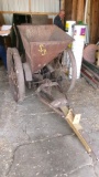ONE ROW POTATO PLANTER