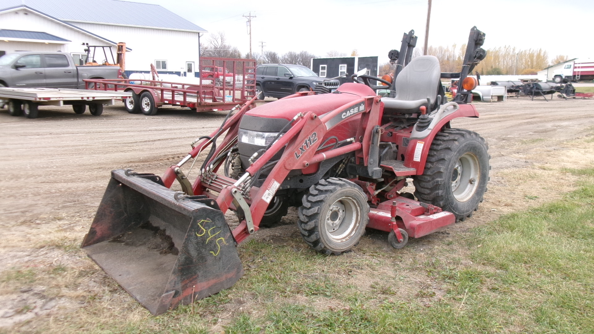 CASE IH DX 24 MFWD DIESEL w LX 112 LOADER 60