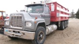1979 MACK TRI AXLE w/22' STRONG BOX, 300 H.P. Mac, 13 spd.
