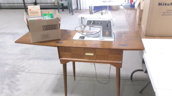 SINGER TOUCH & SEW MODEL 600ESEWING MACHINE, SEWING MACHINE ENCLOSED CABINET, & A BOX OF +