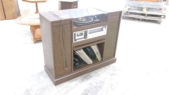 CONSOLE RECORD PLAYER, CASSETTE TAPE PLAYER, & AM FM RADIO, 65 RECORD ALBLUMS, & 2 MICS