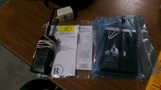 RADIO SHACK SCANNER  w / manual & 2-  TRG 217 40 CHANNEL CITIZENS BAND RADIOS